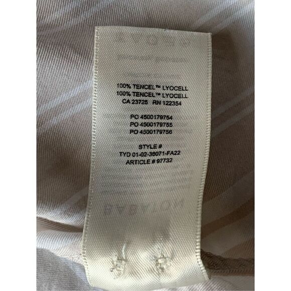 Aritzia Babaton Utility Button Down Shirt - Picture 12 of 12